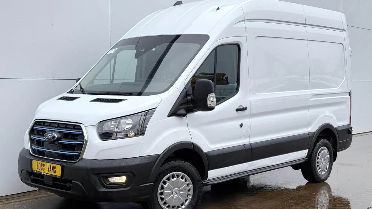 Ford E transit 350 68kwh 184pk e-Transit 350 68kWh 184PK — foto 1