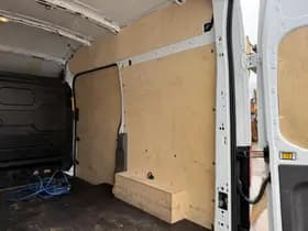 Ford E transit 350 68kwh 184pk e-Transit 350 68kWh 184PK thumbnail 15