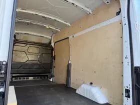 Ford E transit 68kwh 184pk e-Transit 68kWh 184PK thumbnail 16