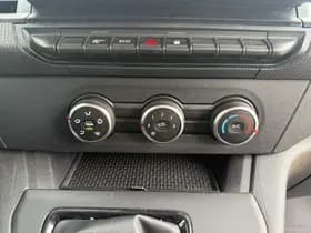 Renault Kangoo grand comfort 13 tce 100pk Kangoo Grand Comfort 1.3 TCe 100PK thumbnail 18