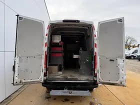 Iveco Daily 35c16 23 Daily 35C16 2.3 thumbnail 10