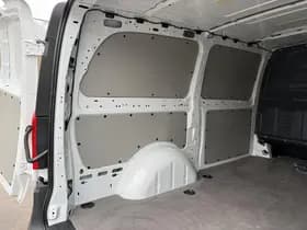 Mercedes-Benz Benz evito 112 pro 66kwh eVito 112 Pro 66kWh thumbnail 13