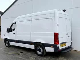 Mercedes-Benz Sprinter thumbnail 2