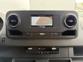 Mercedes-Benz Sprinter thumbnail 13