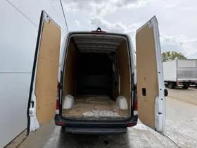 Mercedes-Benz Sprinter thumbnail 10