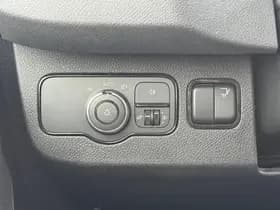 Mercedes-Benz Sprinter thumbnail 22