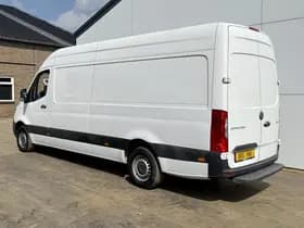 Mercedes-Benz Sprinter thumbnail 2