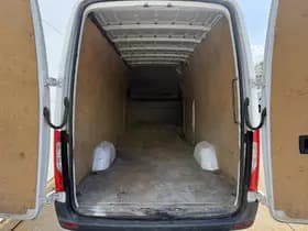 Mercedes-Benz Sprinter thumbnail 11