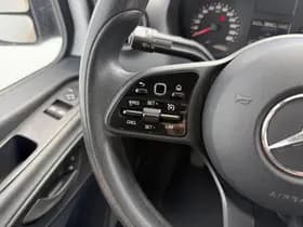 Mercedes-Benz Sprinter thumbnail 18