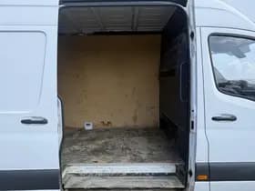 Mercedes-Benz Sprinter thumbnail 9
