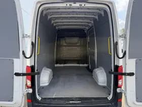 Volkswagen Crafter thumbnail 11