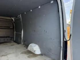 Mercedes-Benz Sprinter thumbnail 14