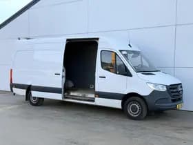 Mercedes-Benz Sprinter thumbnail 5
