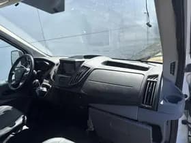 Ford Transit thumbnail 8