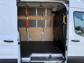 Ford E transit 68kwh 184pk thumbnail 11