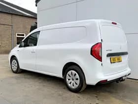 Mercedes-Benz eCitan thumbnail 2