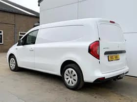 Mercedes-Benz eCitan thumbnail 2