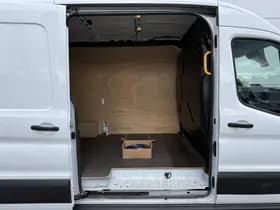 Ford E transit thumbnail 11