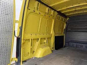 Mercedes-Benz Sprinter thumbnail 14