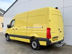 Mercedes-Benz Sprinter thumbnail 3