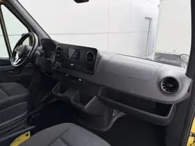 Mercedes-Benz Sprinter thumbnail 9