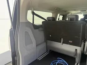 Ford Tourneo Custom thumbnail 14