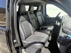 Ford Tourneo Custom thumbnail 7