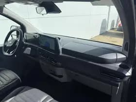 Ford Tourneo Custom thumbnail 10
