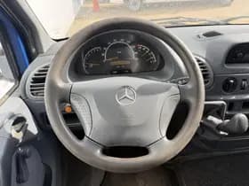 Mercedes-Benz Sprinter thumbnail 12