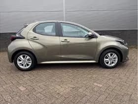 Toyota Yaris 1.5 Hybrid 115 Active thumbnail 16