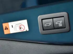 Toyota C-HR 1.8 Hybrid 140 First Edition Automaat 140Pk thumbnail 28