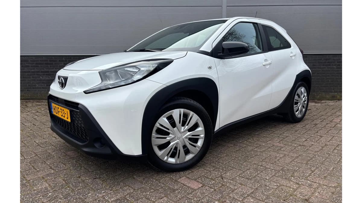 Toyota Aygo X 1.0 Vvt-I Mt Play — foto 1