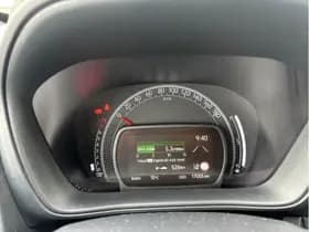 Toyota Aygo X 1.0 Vvt-I Mt Play thumbnail 3