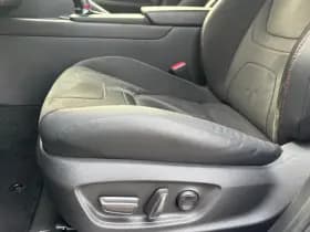 Toyota C-HR 2.0 Plug-In Hybrid 220 Gr Sport Plus thumbnail 18