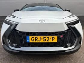 Toyota C-HR 2.0 Plug-In Hybrid 220 Gr Sport Plus thumbnail 24