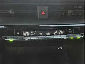 Toyota C-HR 1.8 Hybrid 140 Dynamic thumbnail 10