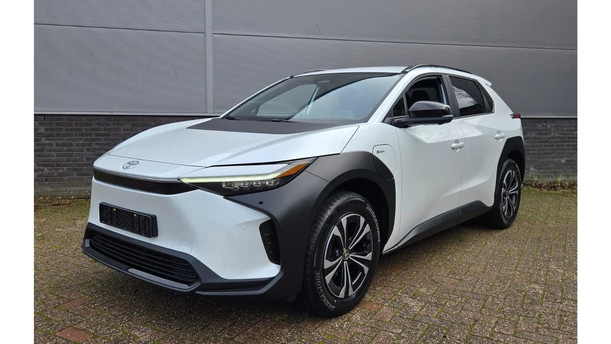 Toyota BZ4X Dynamic 71 Kwh, Demonstratie Auto — foto 1