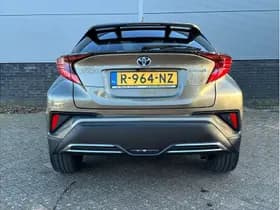 Toyota C-HR 2.0 Hybrid Style thumbnail 5