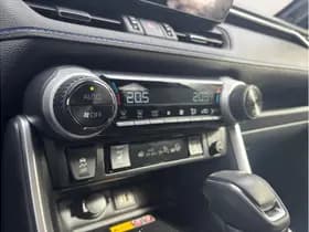 Toyota RAV4 thumbnail 15