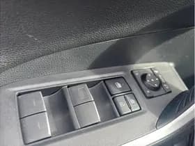 Toyota RAV4 thumbnail 16