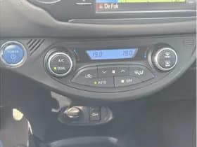 Toyota Yaris 1.5 Hybrid Dynamic, Afneembare Trekhaak thumbnail 14