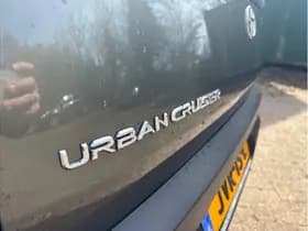 Toyota Urban Cruiser Dynamic 61 Kwh Demonstratie Auto ! thumbnail 9