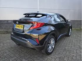 Toyota C-HR 1.8 Hybrid Executive Limited thumbnail 2