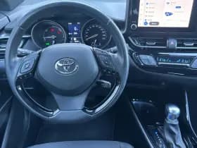 Toyota C-HR 1.8 Hybrid Dynamic thumbnail 4