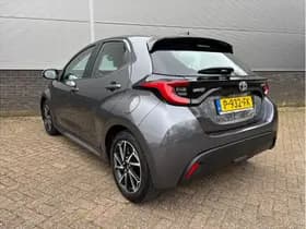 Toyota Yaris 1.5 Hybrid Dynamic thumbnail 5