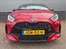 Toyota Yaris thumbnail 12