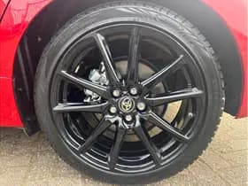 Toyota Yaris thumbnail 8