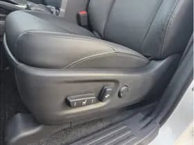 Toyota Land Cruiser 2.8 D-4D-F Professional Window Van thumbnail 8