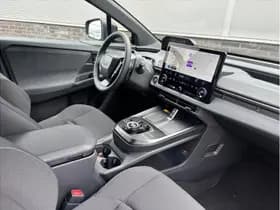 Toyota C-HR First Edition 77 Kwh Demonstratie Auto ! thumbnail 18