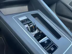 Volkswagen Golf 1.5 TSI eHybrid R-Line thumbnail 11